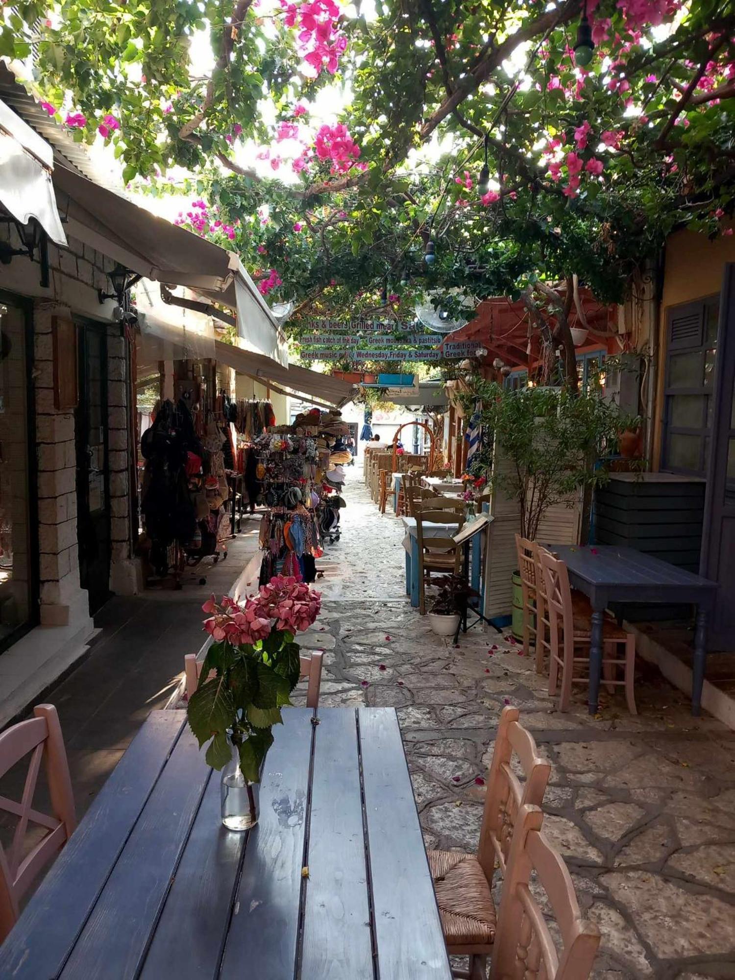 Spiros Home Preveza Buitenkant foto